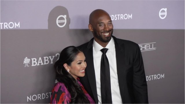 VOICI- PHOTO Mort de Kobe et Gianna Bryant : Vanessa Bryant leur rend un bel hommage avec ses filles