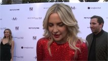 Voici - Kate Hudson publie un cliché de sa petite dernière sur Instagram et fait fondre les internautes