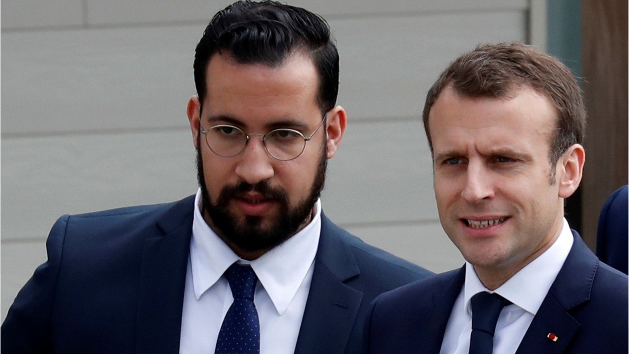GALA VIDEO : Brigitte Macron : pourquoi Alexandre Benalla est devenu le pire cauchemar de son couple