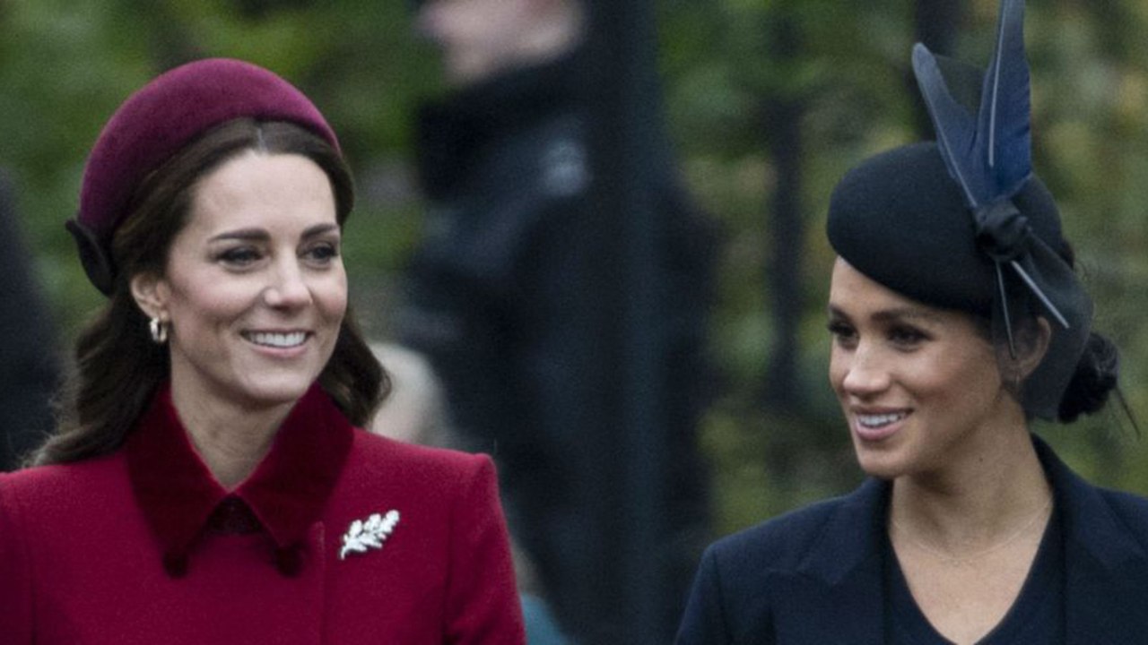 GALA VIDEO - Pourquoi Kate Middleton s’est sentie « menacée " par Meghan Markle