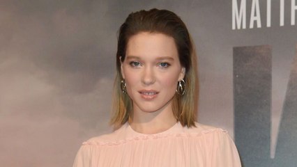 GALA VIDÉO - Léa Seydoux (La belle et la bête) : quelle mère est-elle pour son fils George, 2 ans