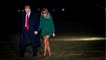 GALA VIDEO - PHOTO – Melania Trump fait le buzz avec une tenue en trompe l'oeil. On la croit nue sous son manteau !