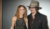 GALA VIDEO : Johnny Depp fête Noël avec Vanessa Paradis et leurs enfants et fait une surprise aux enfants malades
