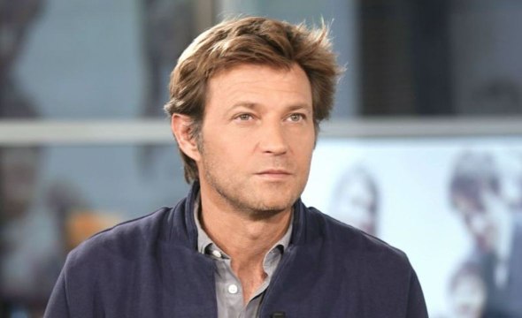 GALA VIDÉO - « Très en colère », la veuve de Michel Delpech se déchaîne à nouveau contre Laurent Delahousse