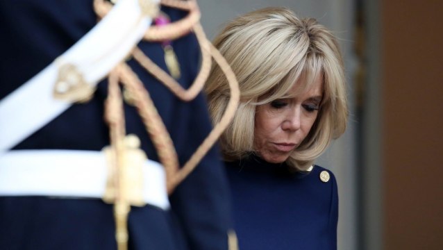 GALA VIDEO : Brigitte Macron ne veut pas gêner son mari, elle a posé ses conditions avant d’accepter l’interview de Marc-Olivier Fogiel