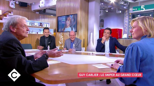 Guy Carlier assume son âge et sa canne et crie son bonheur retrouvé sur le plateau de C à vous sur France 5: Je me suis jamais senti aussi bien - VIDEO