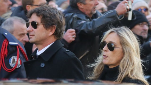 GALA VIDÉO - Laura Smet en colère… Qui est Marie Poniatowski, la grande amie de Laeticia Hallyday ?