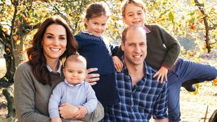 GALA VIDÉO -Princesse Charlotte : son pull à 50 euros sur la carte de voeux s’arrache