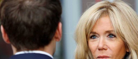 GALA VIDEO - Brigitte Macron, « hypnotisée par les chaînes info ": une Première dame très concernée par la colère des Gilets jaunes