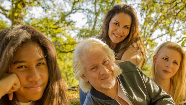 GALA VIDEO – Patrick Sébastien : « Je vous présente ma fille Lily »