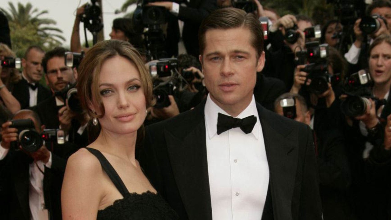 GALA VIDÉO - Angelina Jolie dépressive et colérique : une ex-gouvernante du couple raconte ses crises de folie avec Brad Pitt
