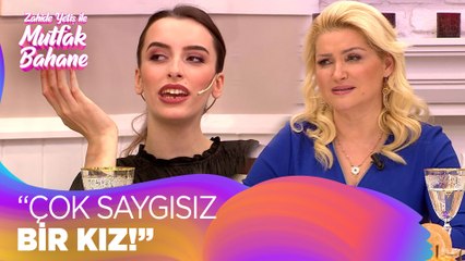 Ebru gelen yorumlar sonrası çileden çıktı! - Zahide Yetiş ile Mutfak Bahane 16 Aralık 2021