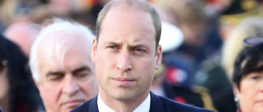 GALA VIDEO - Le prince William en deuil après un accident tragique d’hélicoptère