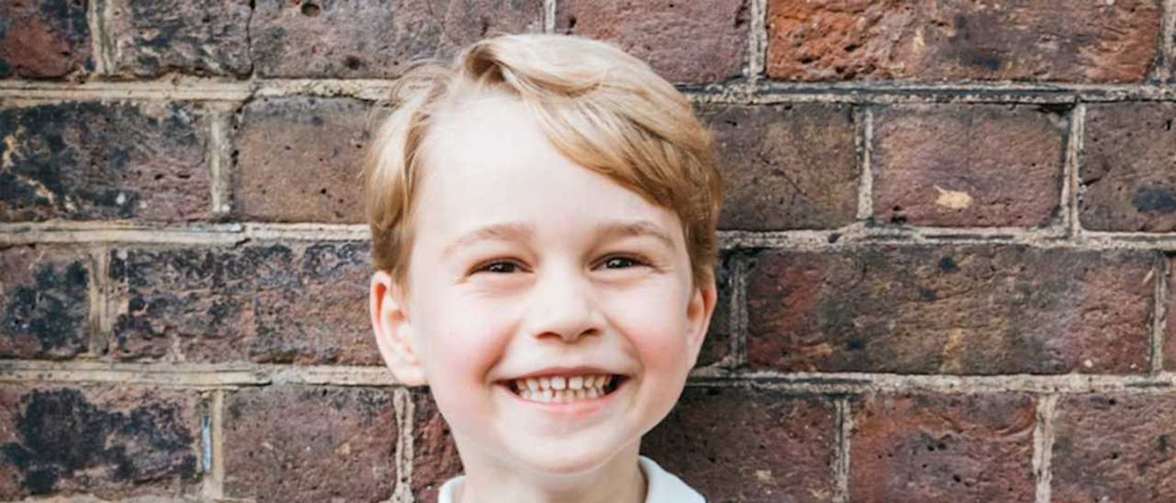 GALA VIDEO - Le prince George : découvrez le cadeau très surprenant que lui a fait son grand-père, le prince Charles