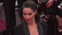 VOICI - PHOTO Nabilla en grande forme, elle dévoile son impressionnant fessier dans un pantalon moulant