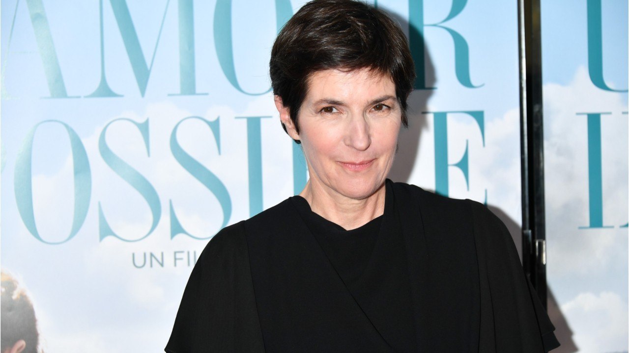VOICI Christine Angot : ciblée par des tags antisémites lors d’un festival, elle porte plainte