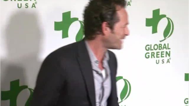 VOICI Mort de Luke Perry : le casting de Riverdale rend hommage à l’acteur