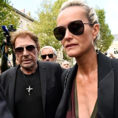 VOICI // SOCIAL // Laeticia Hallyday : pourquoi le caveau familial de Johnny n’a pas été construit plus tôt