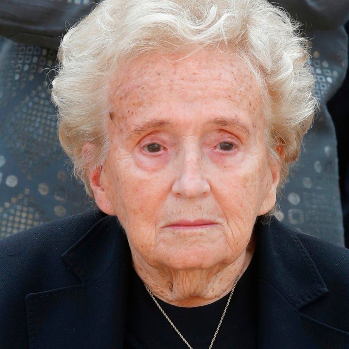 VOICI // SOCIAL - Bernadette Chirac : Le Livre De Son Chauffeur Dévoile Une Facette Différente De L'épouse De Jacques Chirac (2)