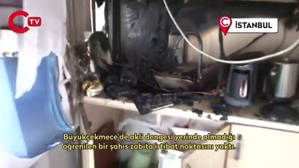 Download Video: Büyükçekmece’de akli dengesi bozuk şahıs zabıta irtibat noktasını yaktı