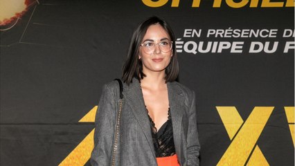 VOICI - Agathe Auproux révèle la solution "douloureuse" qu'elle utilise pour éviter de perdre ses cheveux