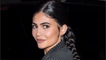 VOICI - Kylie Jenner aurait-elle retrouvé l'amour lors du réveillon du jour de l'An ?