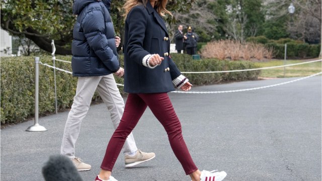 VOICI - Melania Trump au coeur d’une folle rumeur : Donald Trump frappe du poing sur la table