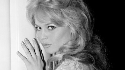 VOICI - Le mépris : Pourquoi le tournage du film a été très compliqué pour Brigitte Bardot