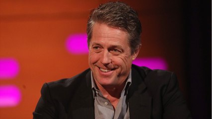 VOICI-Hugh Grant : cette scène mythique de Love Actually qu’il a détesté tourner