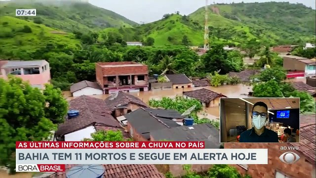 As fortes chuvas na Bahia já provocaram 11 mortes nos últimos dias. E o número de desabrigados não para de crescer.
