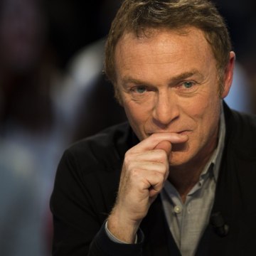 VOICI social Christophe Hondelatte Sur Europe 1: Ses Équipes Vivraient Un Vrai Cauchemar (1)