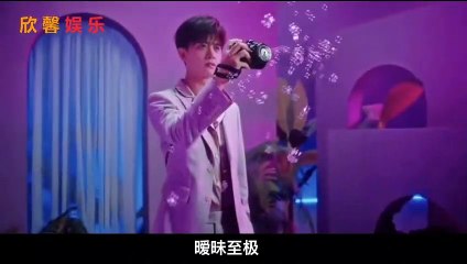 有人问任嘉伦羞于拍亲密戏接吻戏吗，他的回答反映了演员专业精神