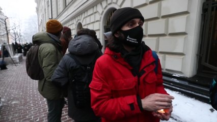 Segunda vista del juicio contra ONG Memorial Internacional en Rusia (V)