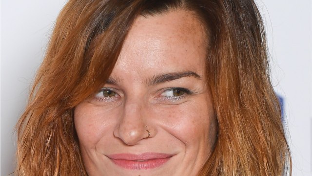 VOICI - Danse avec les stars 10 : comment Fauve Hautot a contourné le handicap de Sami El Gueddari