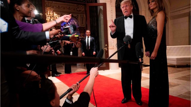 Voici - Donald Trump humilie encore Melania lors d'un échange avec la presse à la Maison-Blanche