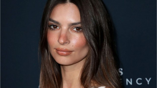 VOICI Emily Ratajkowski : son bikini léopard n’est pas là pour cacher son anatomie