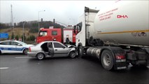 Otomobil ile LPG tankeri çarpıştı: 2 yaralı