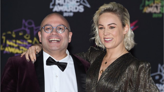 VOICI Yoann Riou transformé : Emmanuelle Berne dévoile le résultat de son époustouflante perte de poids