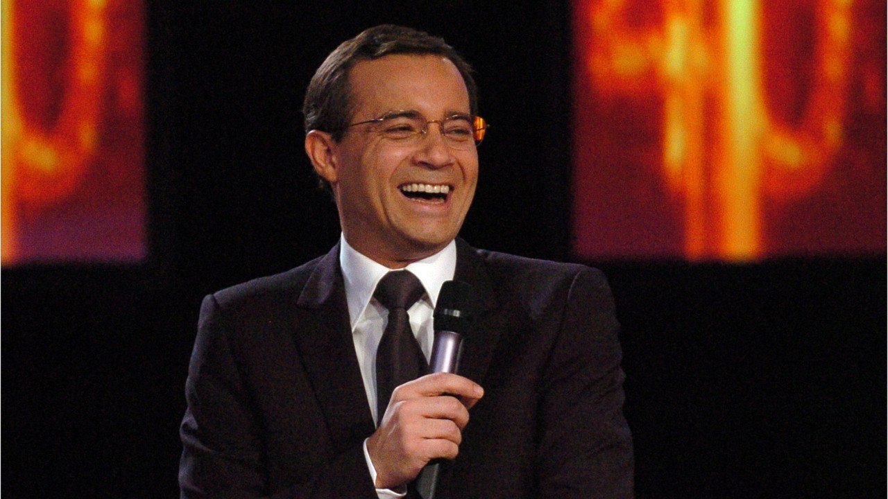 VOICI - Jean-Luc Delarue très alcoolisé pour passer un coup de fil professionnel, un célèbre animateur balance