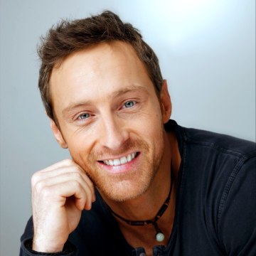 Voici//Social//Frank Delay