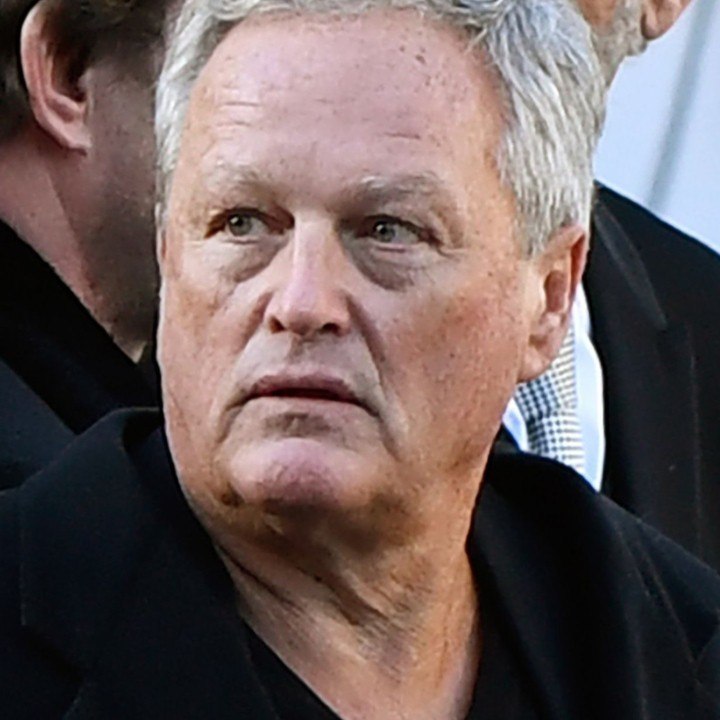 Voici - André Boudou Face À La Justice : Le Père De Laeticia Jugé Pour Avoir Frappé Un Septuagénaire