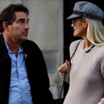 VOICI // SOCIAL // Sébastien Farran N’est Plus Le Manager De Laeticia Hallyday : Qui Est Michel Jankielewicz, Son Remplaçant ?