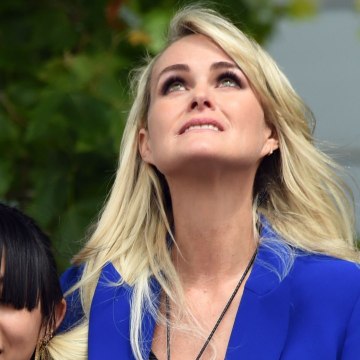 VOICI social - Laeticia Hallyday : Ce Violent Tacle D’un Proche De Johnny Qui Risque De L’anéantir (1)