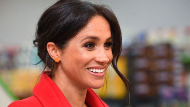 VOICI - Meghan Markle, duchesse, amie et épouse parfaite ? Ses proches veulent se faire entendre