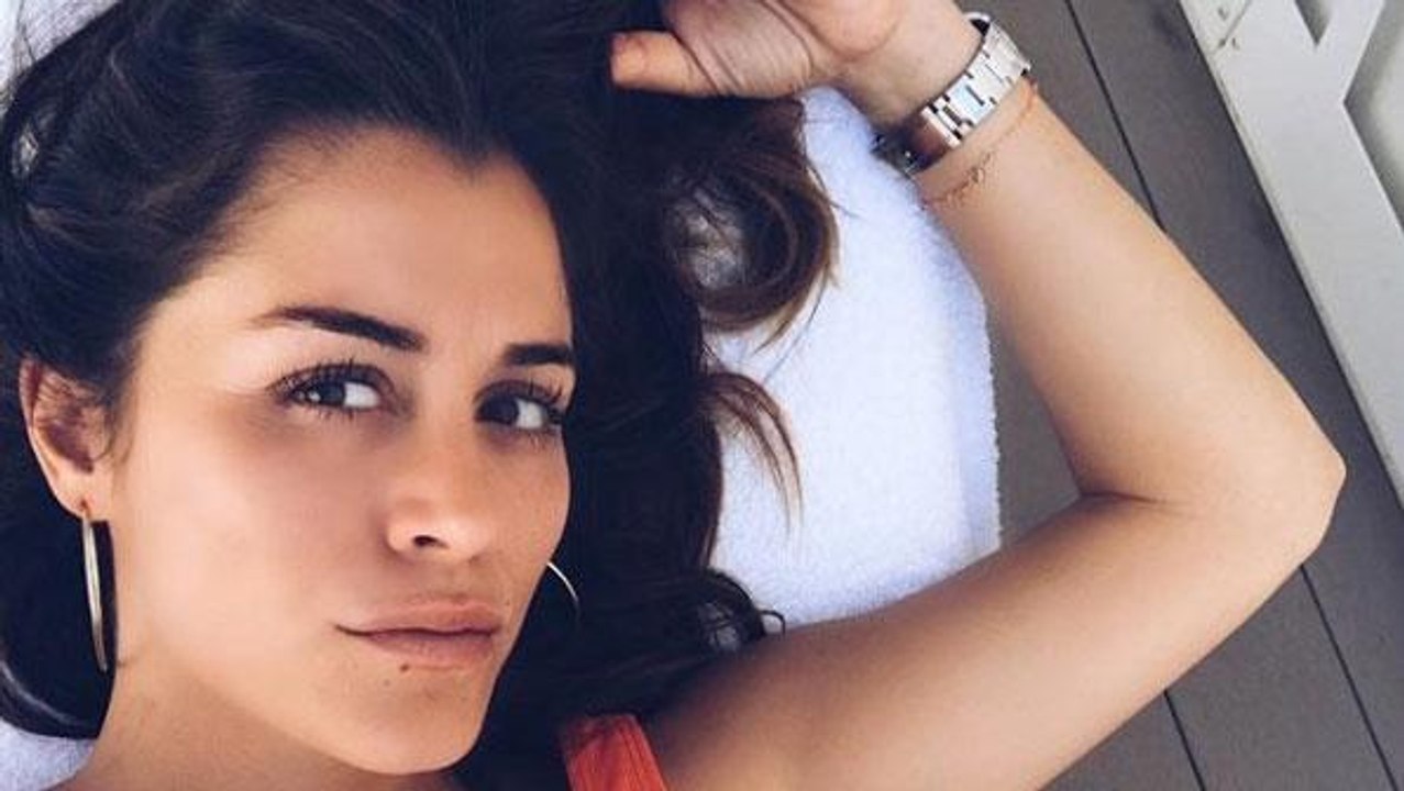 VOICI Anaïs Camizuli (Les Anges) annonce son divorce après un an de mariage