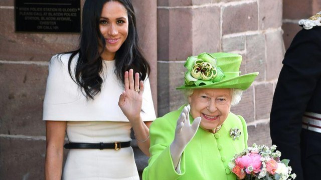 VOICI Meghan Markle : l'ingrédient étonnant que lui interdit la reine Elizabeth II