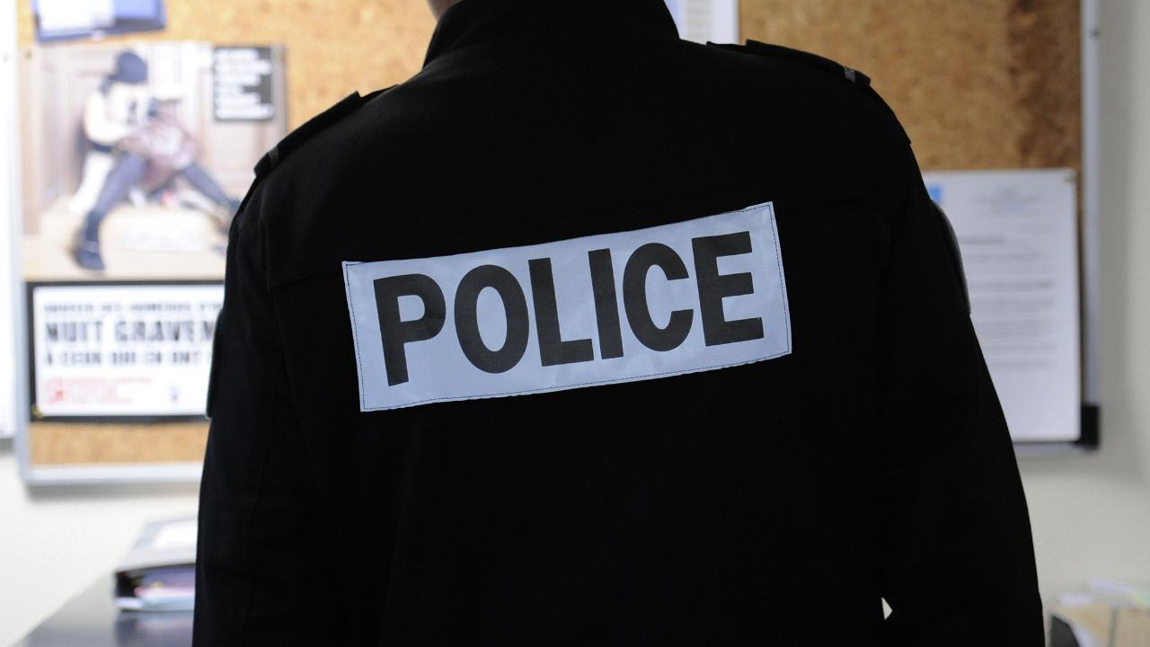 VOICI - Prostitution dans la téléréalité : une vedette du petit écran mise en examen pour proxénétisme