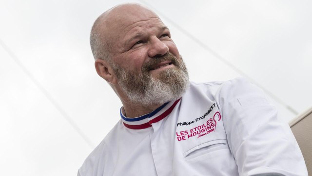 VOICI - Philippe Etchebest (Top Chef) sur scène pour la Fête de la musique à Bordeaux
