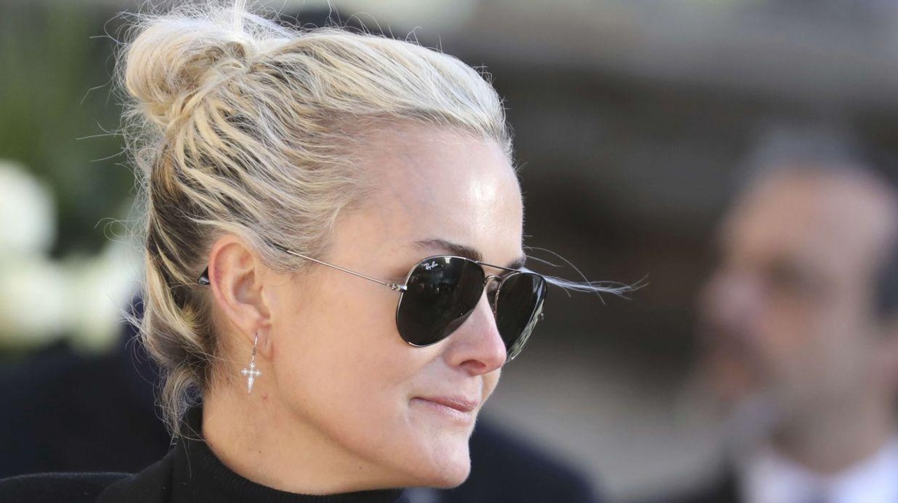 VOICI - Anniversaire de Johnny Hallyday : Laeticia Hallyday de retour à Saint-Barth ?