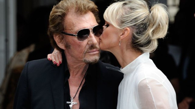 VOICI Johnny Hallyday : la petite phrase sur Laeticia qui ne va pas plaire à Sylvie Vartan et Nathalie Baye…
